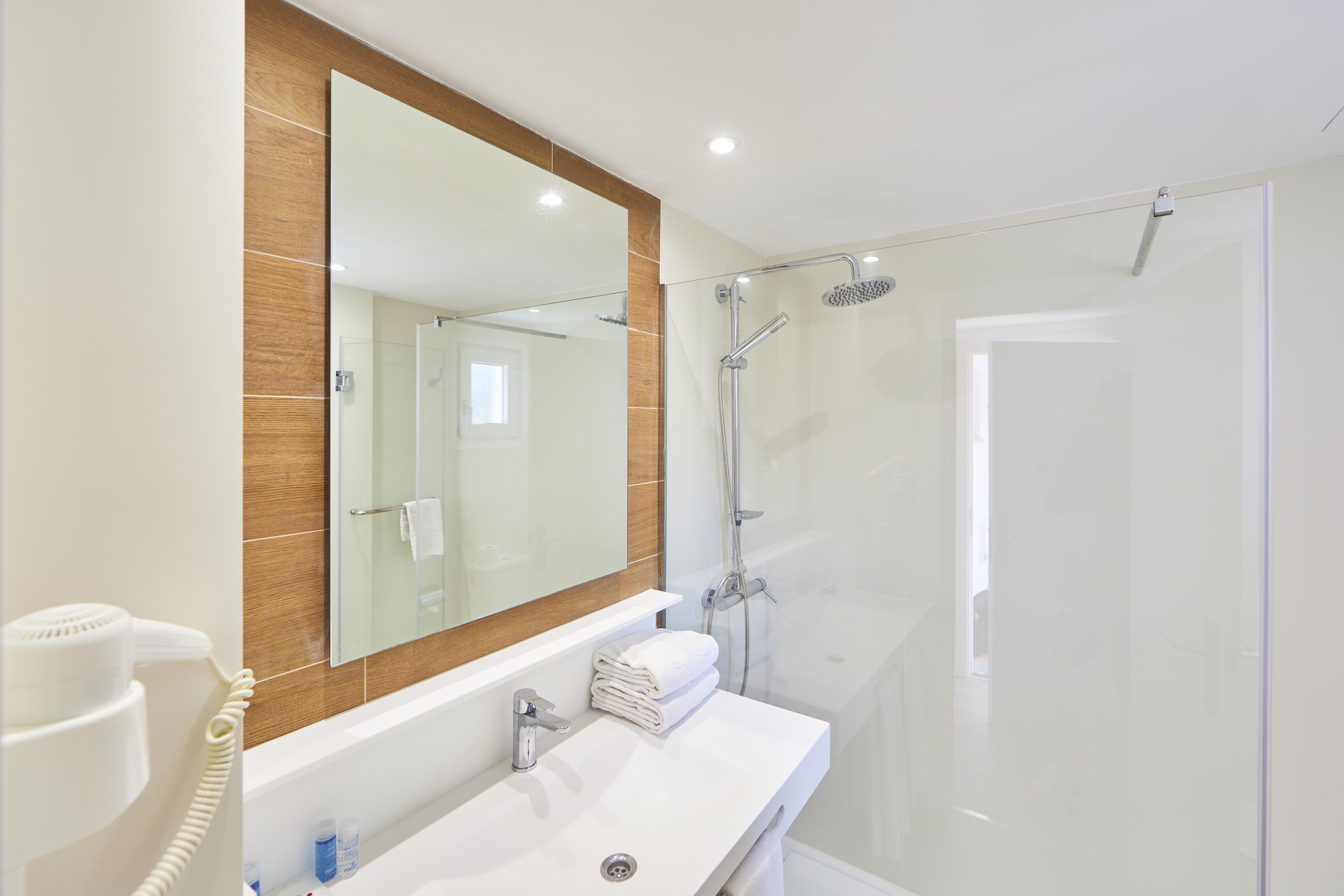 Ola Apartamentos Cala D'Or ภายนอก รูปภาพ