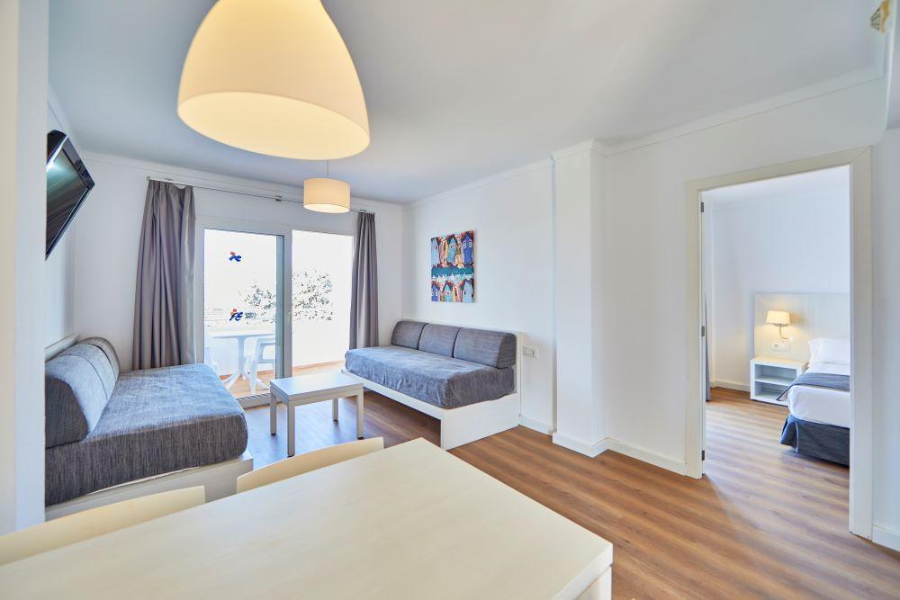 Ola Apartamentos Cala D'Or ภายนอก รูปภาพ