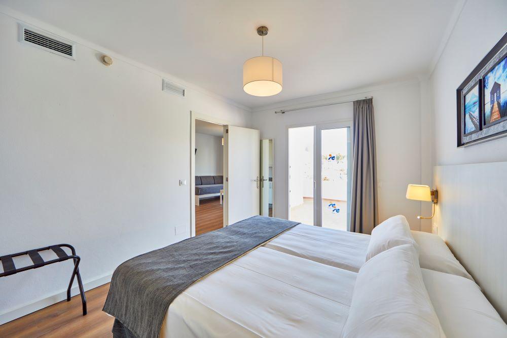 Ola Apartamentos Cala D'Or ภายนอก รูปภาพ