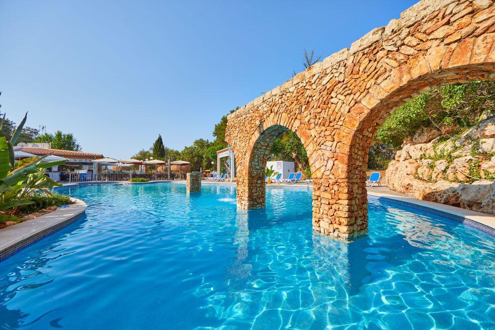 Ola Apartamentos Cala D'Or ภายนอก รูปภาพ